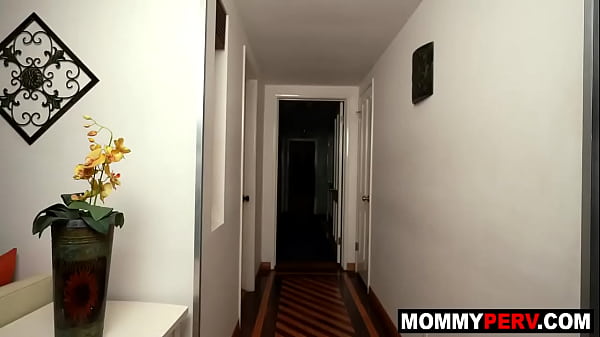 Hot stepmom teaching inexperienced stepson how to last longer in bed 