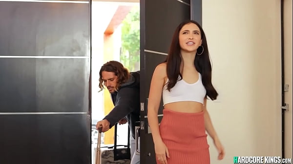 Nonton Married Couple Jane Wilde And Tyler Nixon Spent Weekend In House Ordered By Therapist And There Found Lesbian Couple Aidra Fox And Eliza Ibarra Have Oral Sex thumbnail