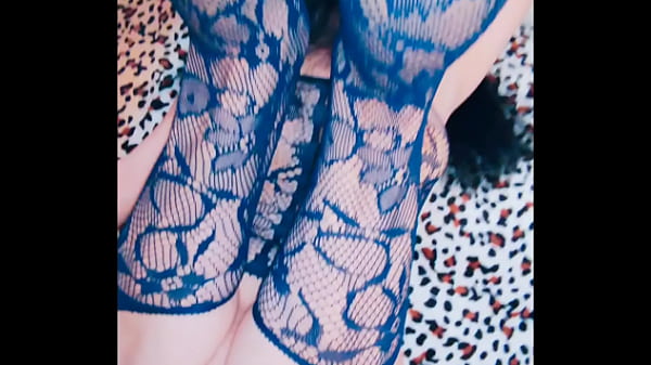 Play MP4 - Tenderness and elegance in every movement