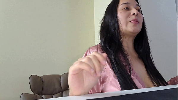 Play MP4 - Latina Fucks While in Work Video Call