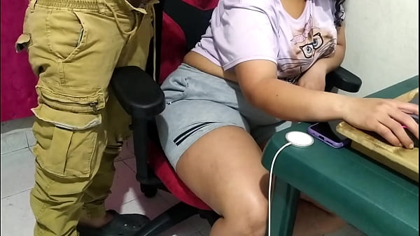 No Puedes Estudiar Tranquila, Obvio Siempre Estare Morboseandote thumbnail