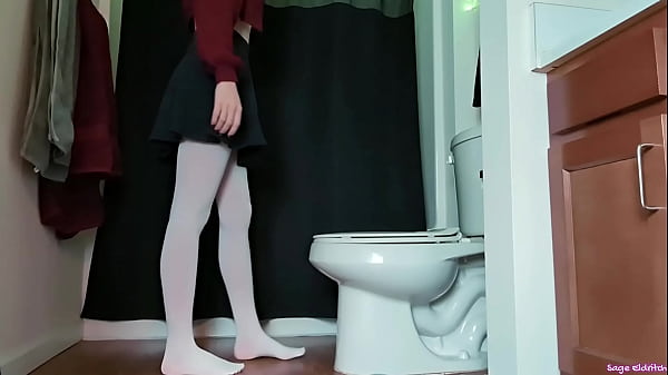 Nonton College Girl Raven Peeing [voyeur] Sage Eldritch thumbnail