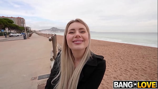 Play MP4 - Cum on Her Face&colon; Georgia&rsquo;s Ass Takes a Public Beating