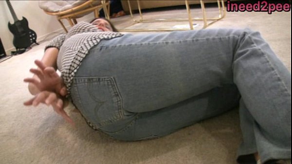 Play MP4 - Tied up & rope bound but need to pee&excl;
