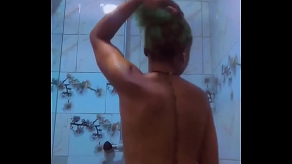 Dancing n receiving it from dildo n dick