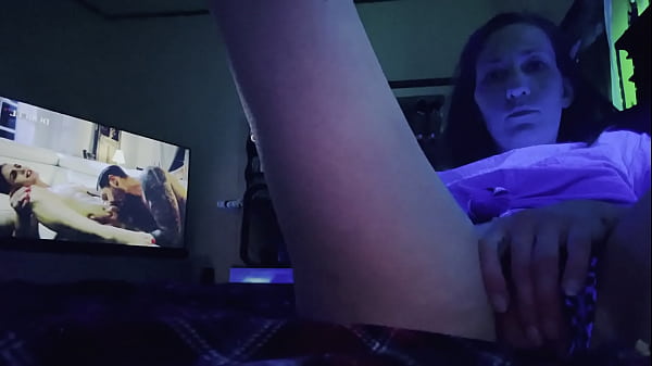 Nikki Lixxx TwerksSquirtsIn YogaPants