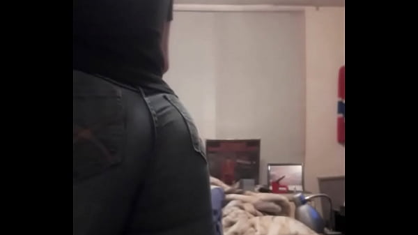 Daniella-20
