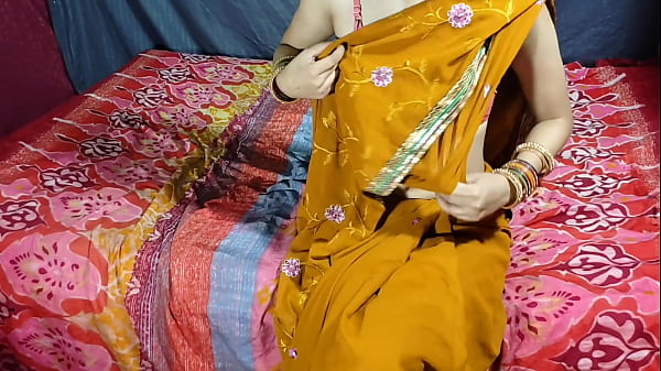 Play MP4 - Beautiful Desi Bhabhi Fucked By Her Big Dick Devar in Hindi