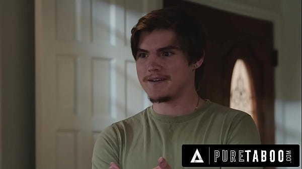 Hormonal stud caught cam girl in the act