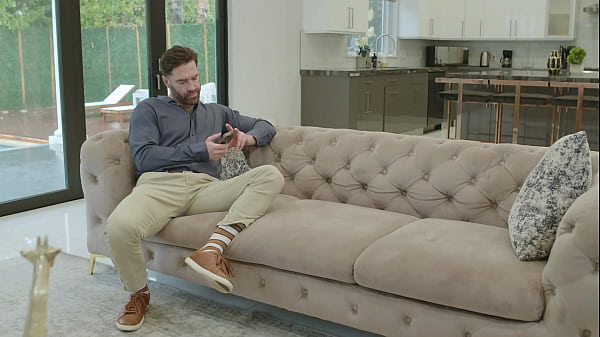 Nonton Asian Teen Linda Lan Tempts Her Boyfriend's Dad Into Pounding Her Tight Pussy Gp3320 thumbnail