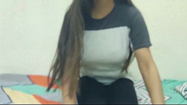 Step sister ne step brother ko mana hi liya step sister seduced him 