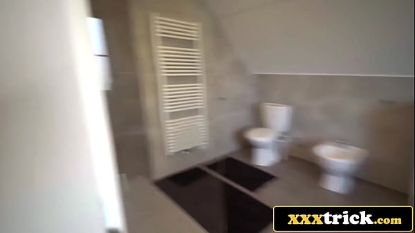 Nonton He Busted Into The Bathroom And Ended Up Busting Inside His Stepsis thumbnail