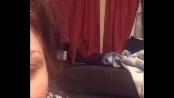 Sexy hippie shaking ass 