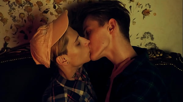 Play MP4 - My boyfriend wanted a beautiful and gentle fuck