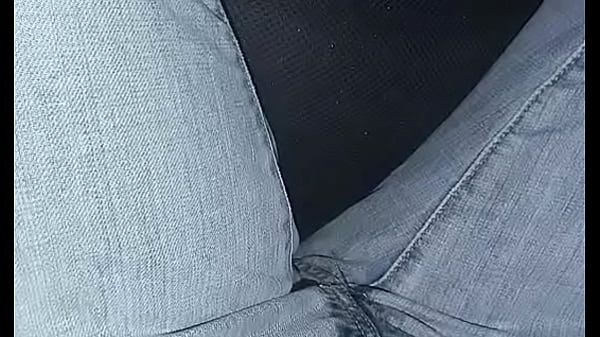 運転中に我慢できなくておしっこを漏らしてしまいました