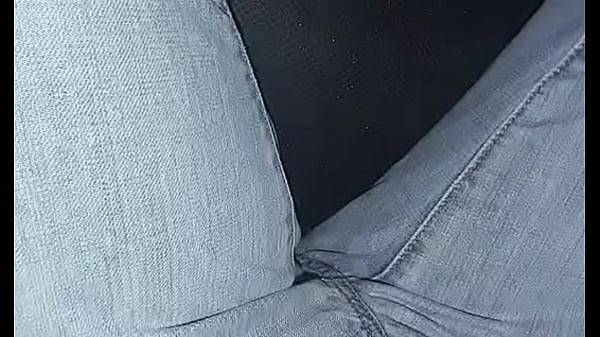 運転中に我慢できなくておしっこを漏らしてしまいました 