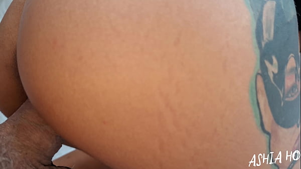 Play MP4 - I showed my ass to all City before got huge load of cum on it