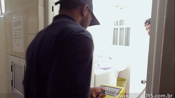 Dei pro neg&atilde;o pirocudo 