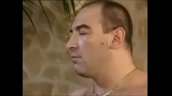 Roberto Malone Fodendo duas na banheira