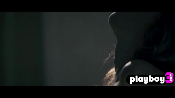 Beautiful Russian babe_sucked whole_boyfriends penis