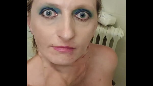 German MILF Sandra facefuck deepthroat strangle