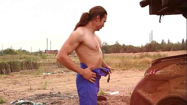 Play MP4 - Outdoor gay strip for muscled long hair men lovers