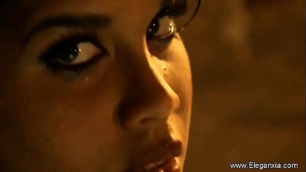 Stripping for your sensual desire