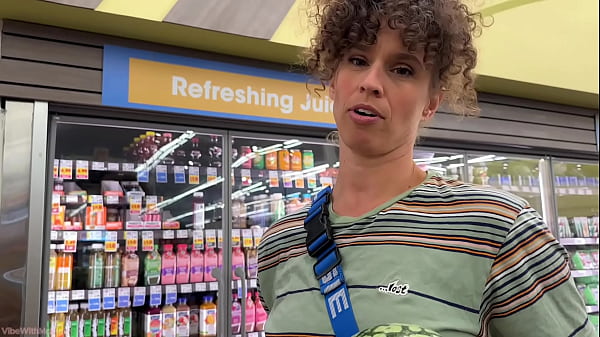 Mommy Melons In The Grocery Store Get A Squeeze thumbnail