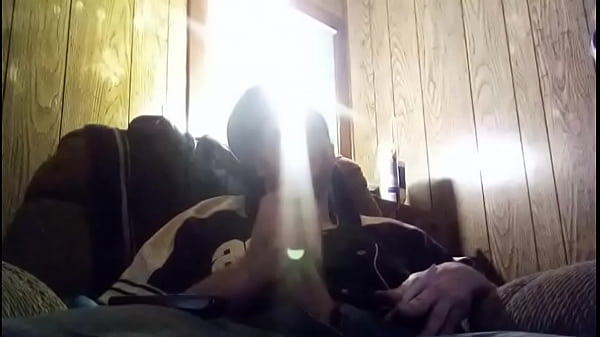 Play MP4 - Beat that fuckn dick