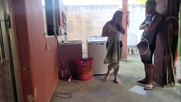 Minhaesposa_saiu e aempregada não_resistiumeu pauereto