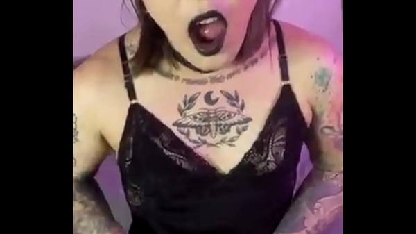 Batendo uma punheta gostosa pra voc&ecirc_