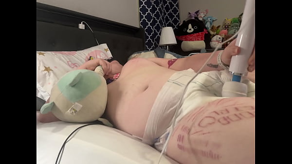 Sleepily Cumming In My Diaper thumbnail