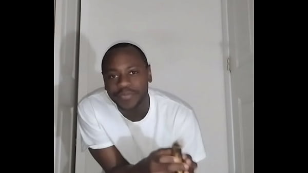 Relaxing eating stretching and thinking of what to say and do to sound more thankful for free around religious holidays like thanksgiving 3 