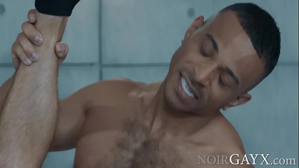 Play MP4 - Two Hot Gay Hunks Start Kissing And Fucking- Zario Travezz&comma; Archer Croft