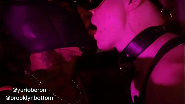 Yuri Oberon feat. BrooklynBttmXXX part 1 - masked leather_furry fetish
