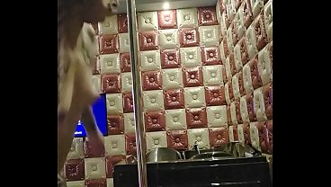 Sexy Blone Porn Star Dancing Sexy thumbnail