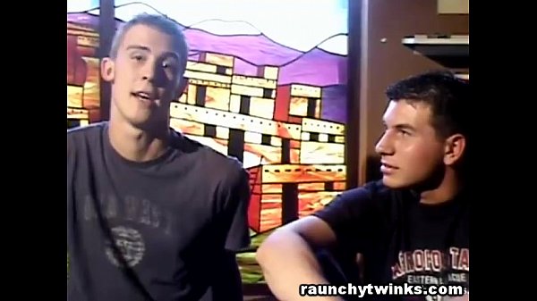 Play MP4 - Twinks' Threesome Blowjob While Video Taping