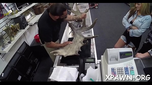 Horny amateur doesoral sex stimulation