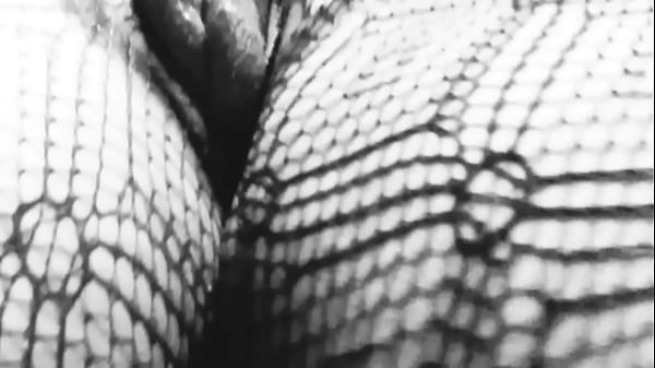 Tocandome la colita sola