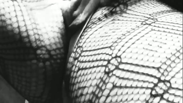 Tocandome la colita sola 