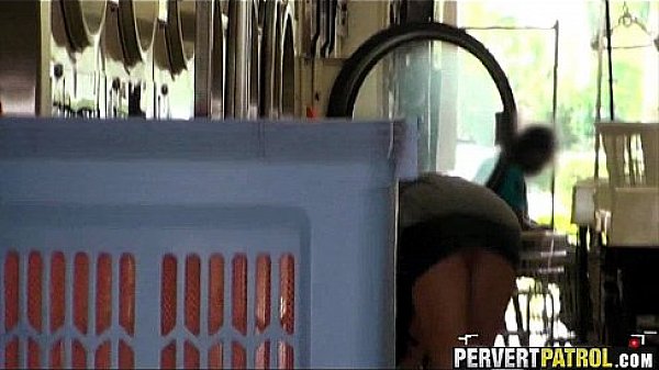 Nonton Found A Hot Slut At The Laundromat.1 thumbnail