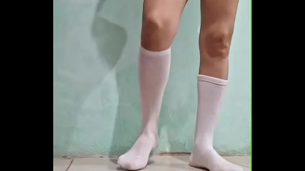 Colegiala le encanta cabalgar 