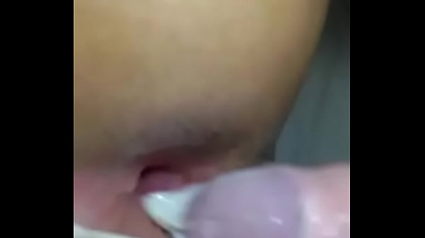 Me hace la colita un rico macho maduro