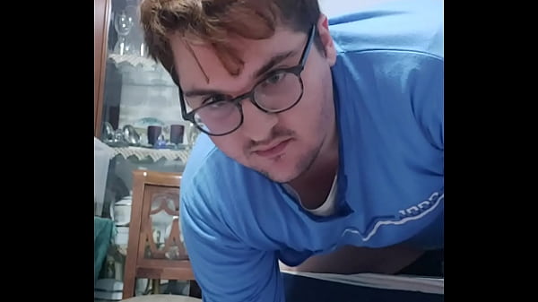 Play MP4 - Gay big cumshot