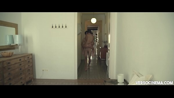 Play MP4 - Stunning Ena Sweet in the bathtub