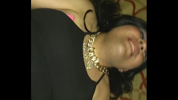 Play MP4 - Se me corre el maquillaje de tanto sudor y esfuerzo