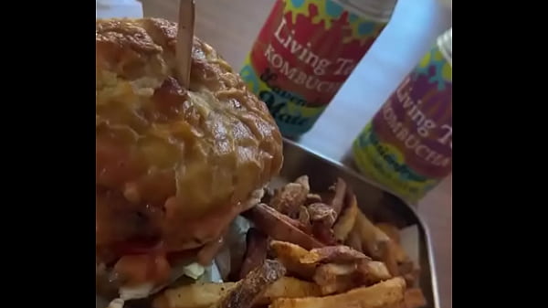 Nonton #veganfood #vegan #plantbased #govegan thumbnail