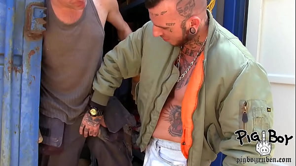 DIRTY WORKER BAREBACK 