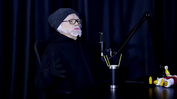 Play MP4 - Safada faz um stripper bem sensual mostrando seus peitos depois de falar que nunca sugeriu uma transsexual&comma; e quando perdeu a virgindade&period;&period;&period; - Flor de Damiana &lpar;WATCH ON&colon; SHEER&sol;RED&rpar;