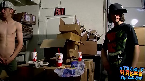 Horny thug amateurs cum after stroking 